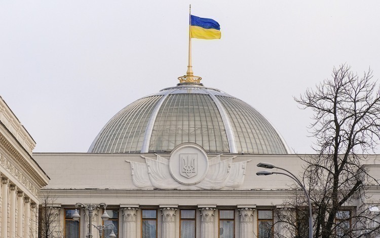 В Україні запровадили надзвичайний стан: що зміниться