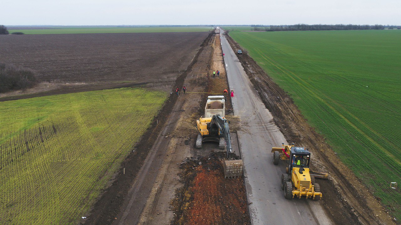 В Украине построят 1400 км цементобетонных дорог
