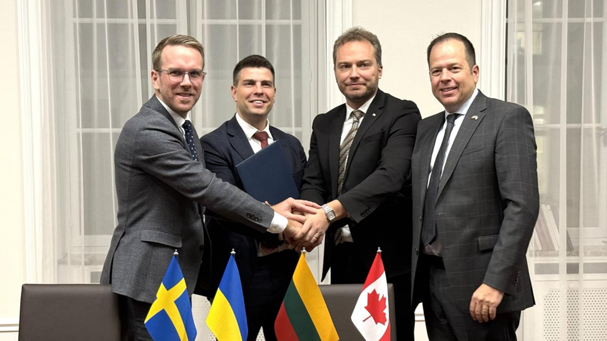 Канада, Швеція, Литва та Україна створили Фонд підтримки транспорту України