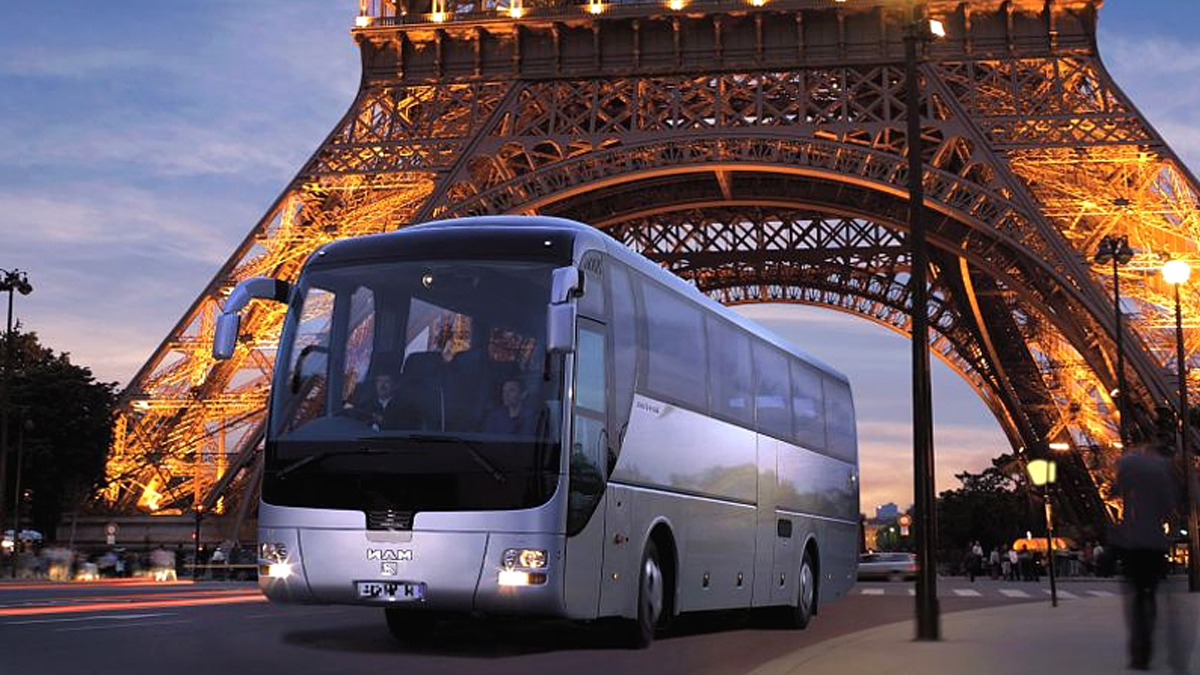 Бюджетний туризм в Європу: чому українці все частіше обирають автобус